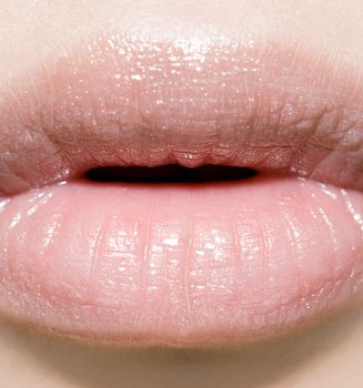 Banish Your Barcode And Perfect Your Pout Article