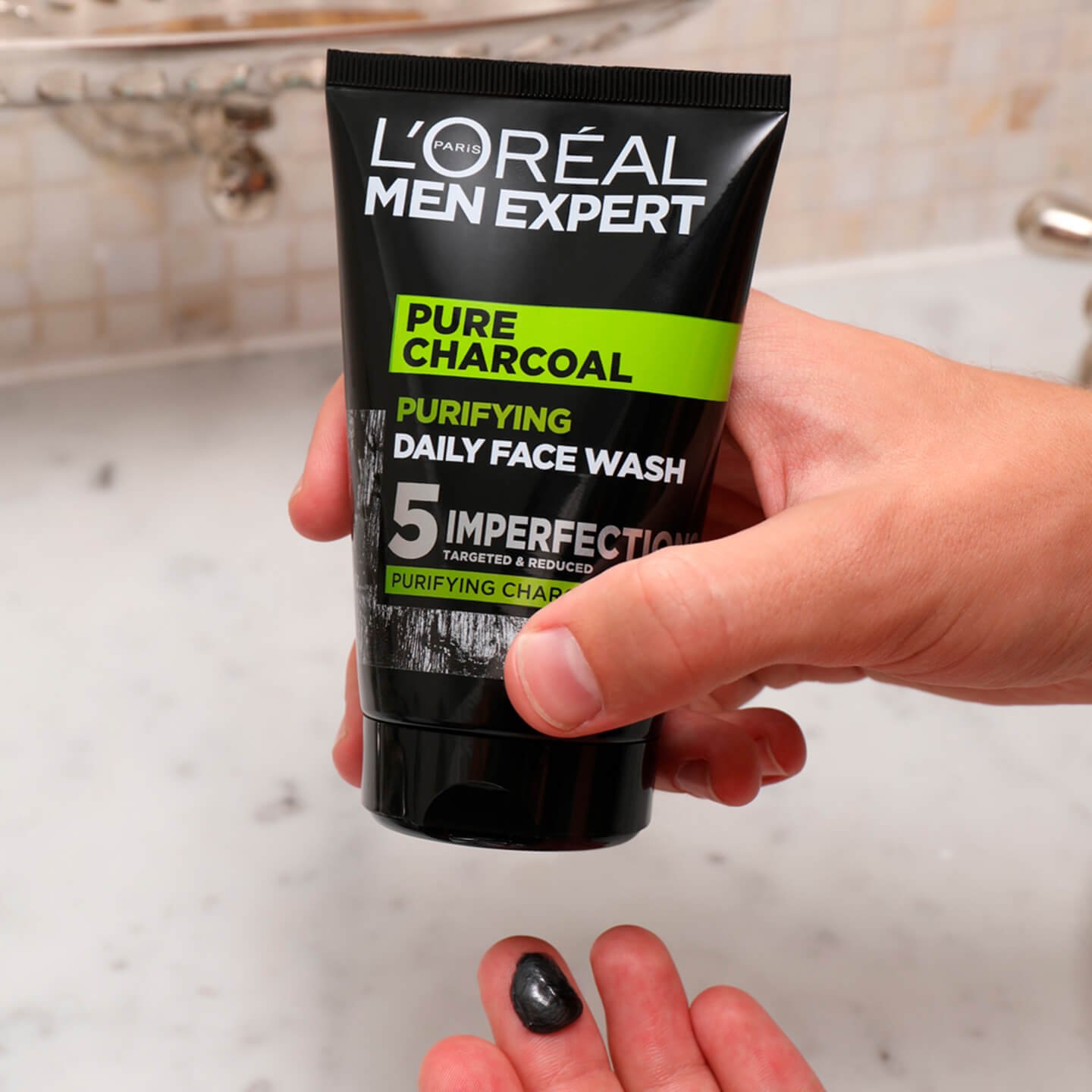 OAP MEX PureCharcoal FaceWash Social ProductInUse3 4x5 No CTA 1440x1440px